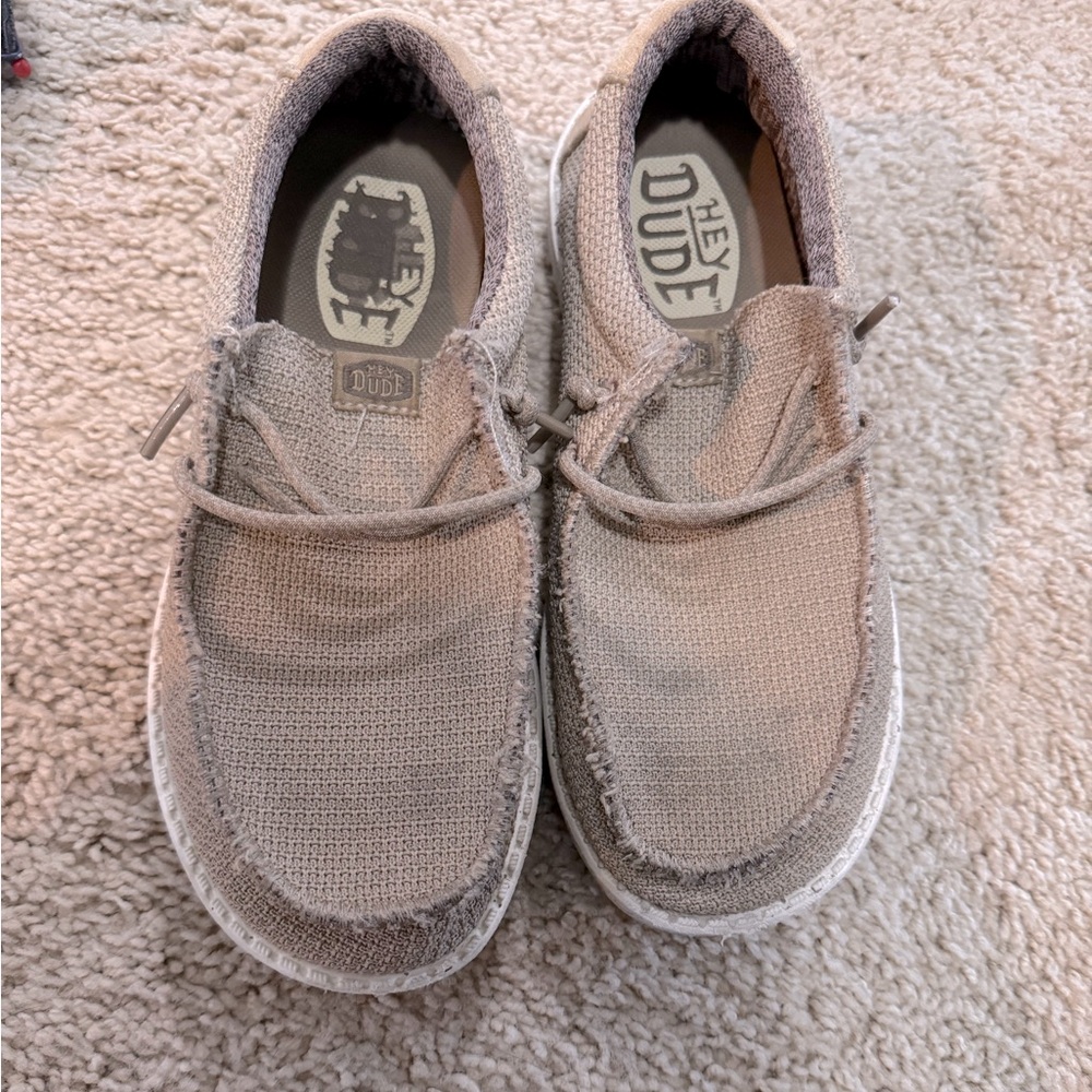 Boys Wally Hey Dudes - size 4